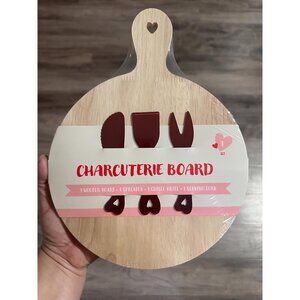 Circle Charcuterie Board - Bullseye's Playground | Charcuterie Board.